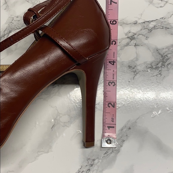 Wild Diva Erin Brown Heels - Picture 6 of 6
